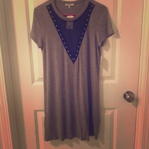 Grey T-shirt dress with deep v-neck